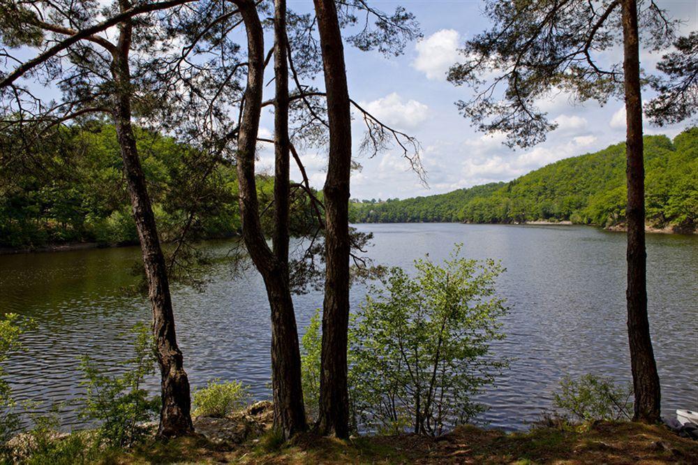 Hotel Du Lac Lacapelle-Viescamp Eksteriør bilde
